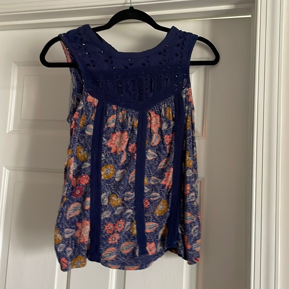 Navy floral Lucky Brand tank.  Small